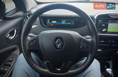 Хэтчбек Renault Zoe 2019 в 