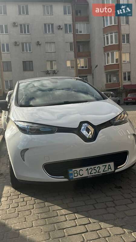 Хэтчбек Renault Zoe 2016 в Львове