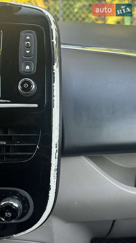 Хэтчбек Renault Zoe 2016 в Львове