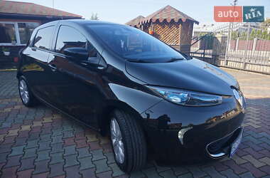Хэтчбек Renault Zoe 2015 в 