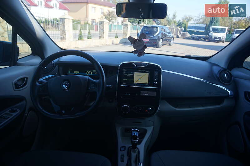 Хэтчбек Renault Zoe 2015 в Самборе