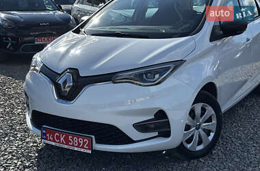 Хэтчбек Renault Zoe 2020 в 