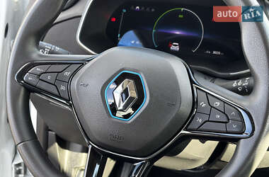 Хэтчбек Renault Zoe 2020 в 