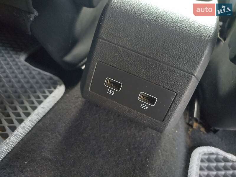 Хетчбек Renault Zoe 2020 в Києві