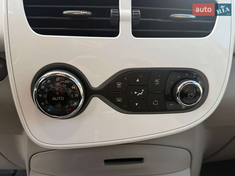 Хетчбек Renault Zoe 2014 в Івано-Франківську