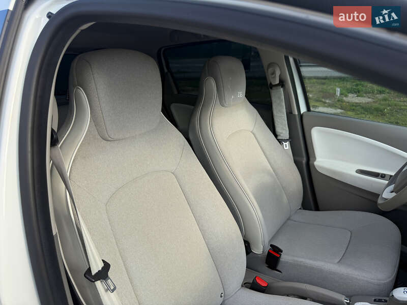 Хетчбек Renault Zoe 2014 в Івано-Франківську