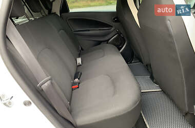 Хэтчбек Renault Zoe 2020 в 