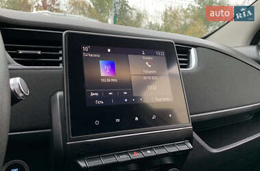 Хэтчбек Renault Zoe 2020 в 