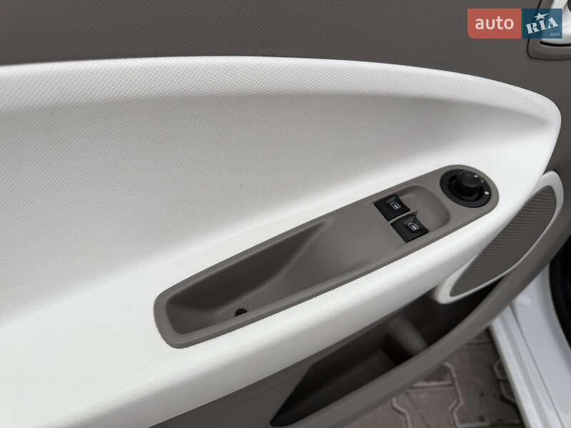 Хетчбек Renault Zoe 2018 в Тернополі фото 42 Хетчбек Renault Zoe 2018 в Тернополі