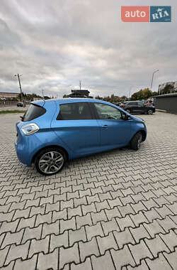 Хэтчбек Renault Zoe 2018 в 