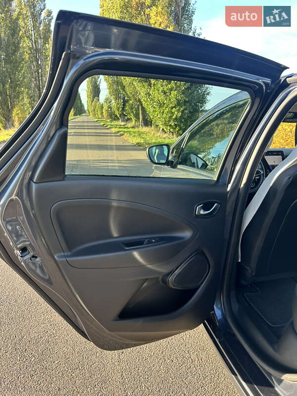 Хэтчбек Renault Zoe 2019 в Киеве фото 11 Хэтчбек Renault Zoe 2019 в Киеве