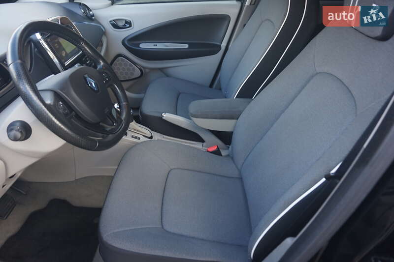 Хэтчбек Renault Zoe 2014 в Самборе