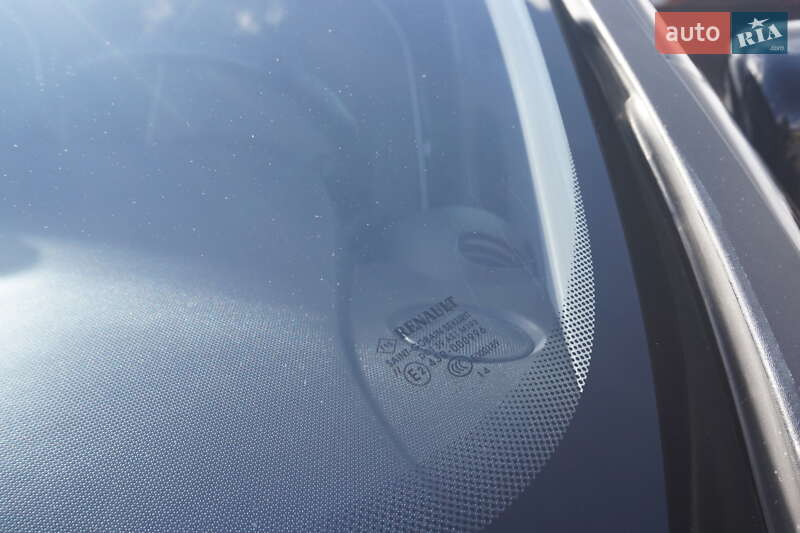 Хэтчбек Renault Zoe 2014 в Самборе