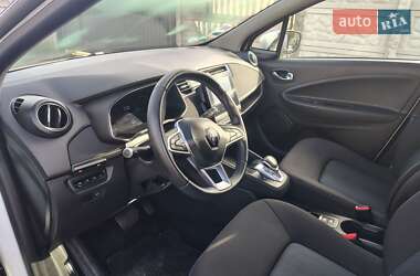 Хэтчбек Renault Zoe 2020 в 