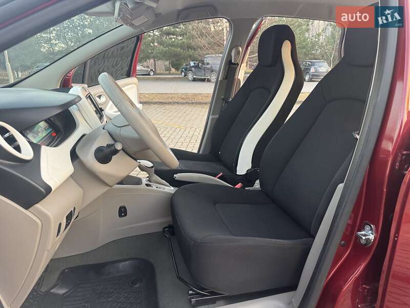 Хэтчбек Renault Zoe 2017 в Дрогобыче фото 10 Хэтчбек Renault Zoe 2017 в Дрогобыче