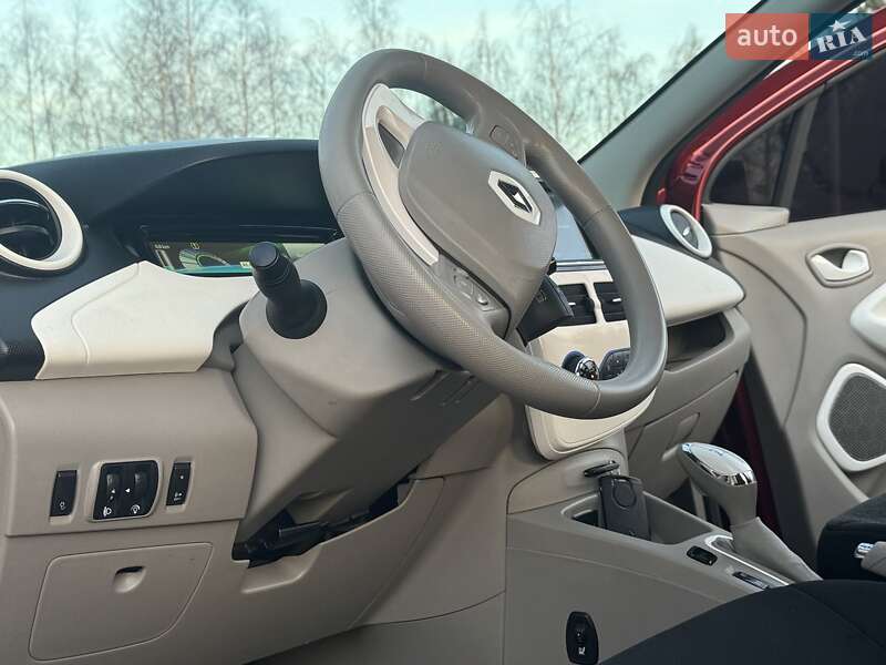 Хэтчбек Renault Zoe 2017 в Дрогобыче фото 14 Хэтчбек Renault Zoe 2017 в Дрогобыче