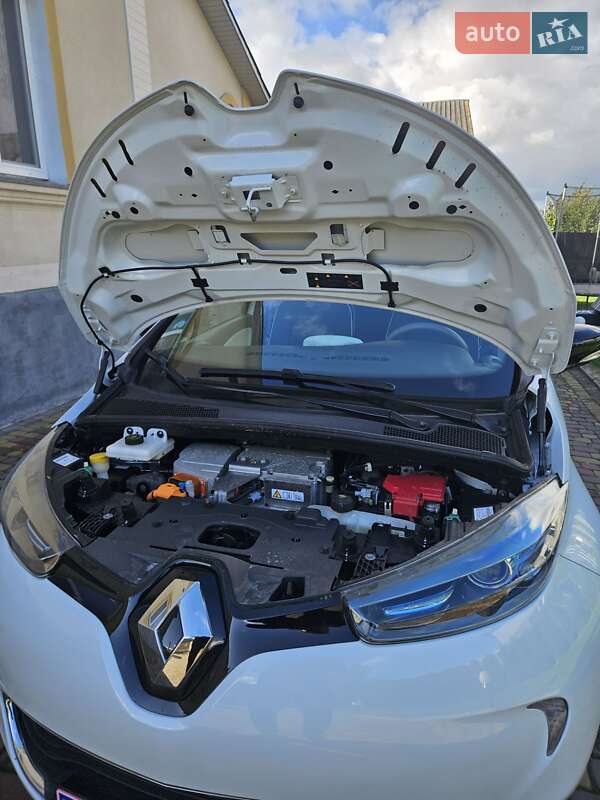 Хэтчбек Renault Zoe 2019 в Дубно