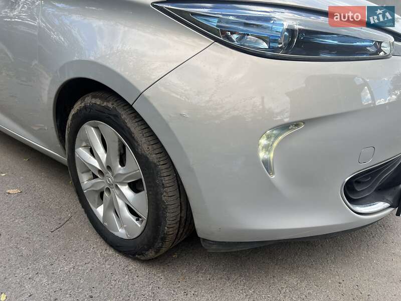 Хетчбек Renault Zoe 2016 в Львові