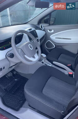 Хэтчбек Renault Zoe 2018 в 