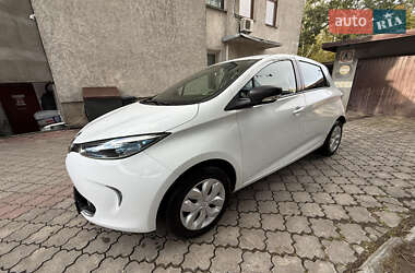 Хэтчбек Renault Zoe 2018 в 