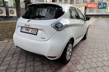 Хэтчбек Renault Zoe 2018 в 
