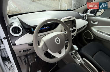 Хэтчбек Renault Zoe 2018 в 