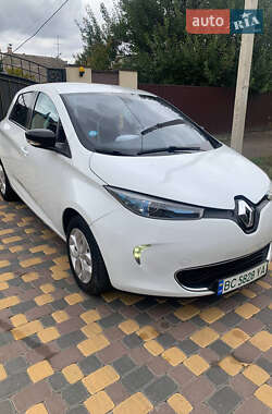 Хэтчбек Renault Zoe 2015 в Черкассах