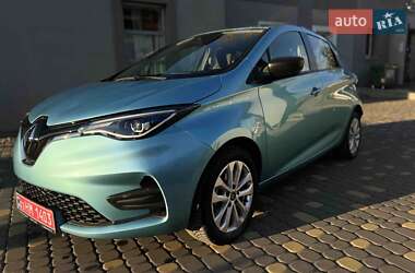 Хэтчбек Renault Zoe 2021 в 