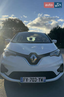 Хэтчбек Renault Zoe 2020 в 