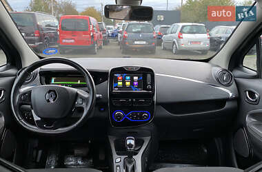 Хэтчбек Renault Zoe 2016 в 