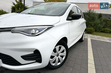 Хэтчбек Renault Zoe 2021 в 