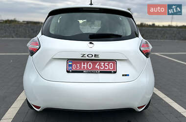 Хэтчбек Renault Zoe 2021 в 