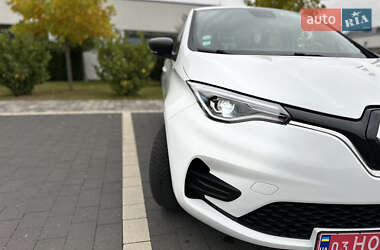 Хэтчбек Renault Zoe 2021 в 