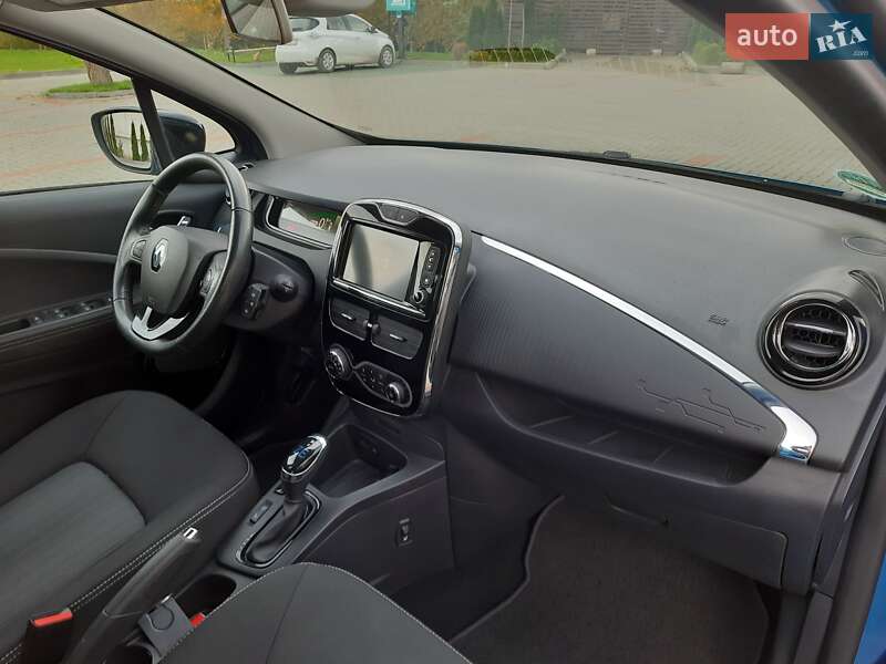 Хэтчбек Renault Zoe 2018 в Золочеве