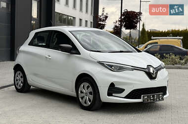 Хэтчбек Renault Zoe 2020 в 