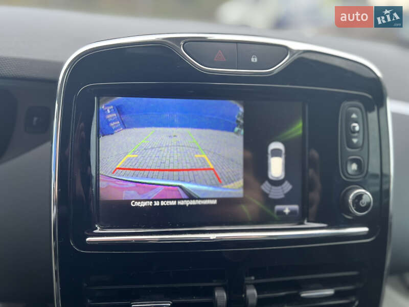 Хэтчбек Renault Zoe 2014 в Дубно