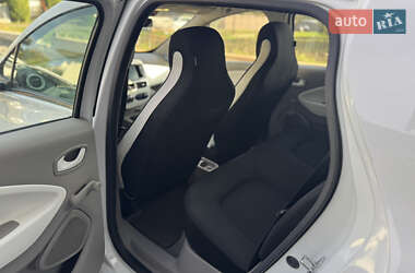 Хетчбек Renault Zoe 2018 в 