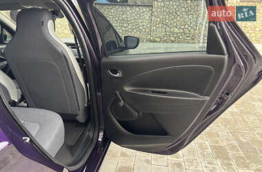 Хетчбек Renault Zoe 2021 в  фото 22 Хетчбек Renault Zoe 2021 в