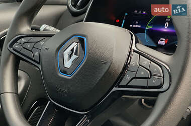 Хэтчбек Renault Zoe 2020 в 