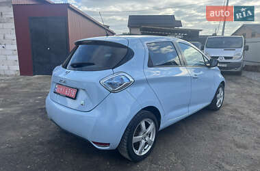 Хэтчбек Renault Zoe 2016 в 