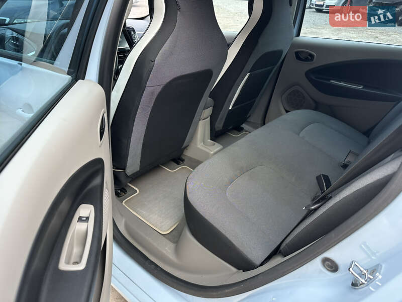 Хэтчбек Renault Zoe 2016 в Сокале