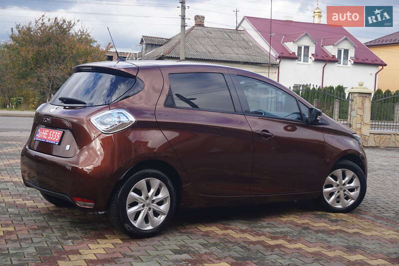 Хэтчбек Renault Zoe 2015 в Самборе