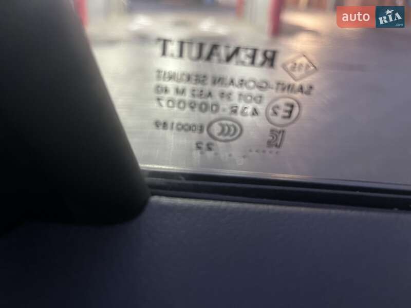 Хэтчбек Renault Zoe 2022 в Дубно