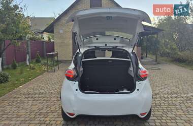 Хэтчбек Renault Zoe 2020 в 