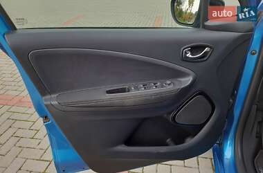 Хэтчбек Renault Zoe 2018 в 