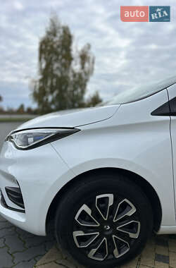 Хэтчбек Renault Zoe 2021 в 