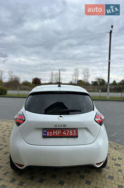 Хэтчбек Renault Zoe 2021 в 