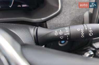Хетчбек Renault Zoe 2020 в  фото 26 Хетчбек Renault Zoe 2020 в