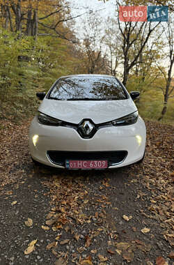 Хетчбек Renault Zoe 2013 в  фото 5 Хетчбек Renault Zoe 2013 в