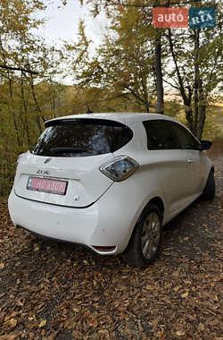 Хетчбек Renault Zoe 2013 в  фото 6 Хетчбек Renault Zoe 2013 в